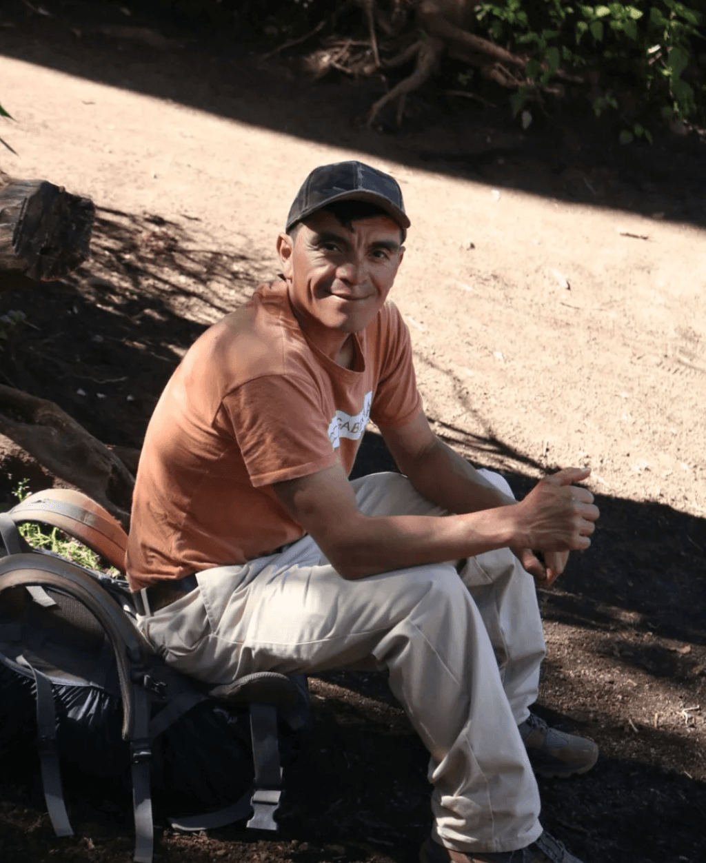 Monzontur local guide - professional tour guide for Acatenango volcano hikes in Guatemala